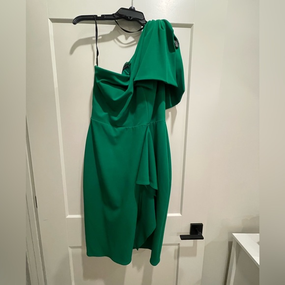 Emerald Semi-Formal One Shoulder Dress - Picture 2 of 3